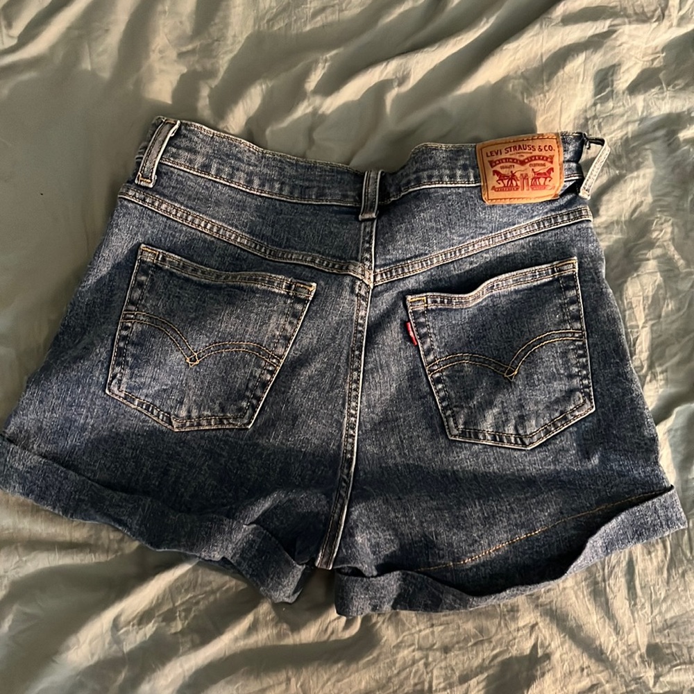 Levi’s denim shorts never worn
